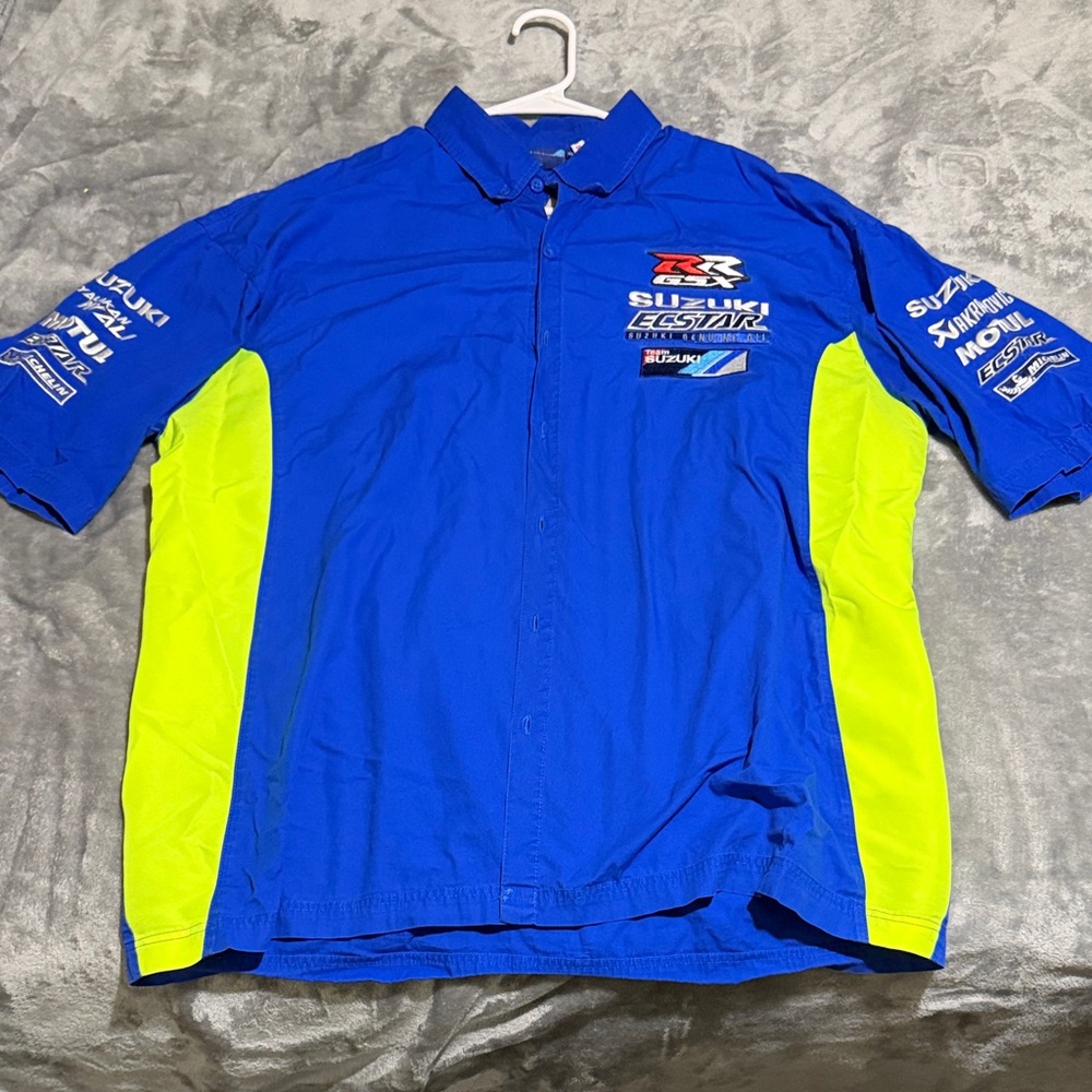 Suzuki MotoGP race pit team Men's Shirt